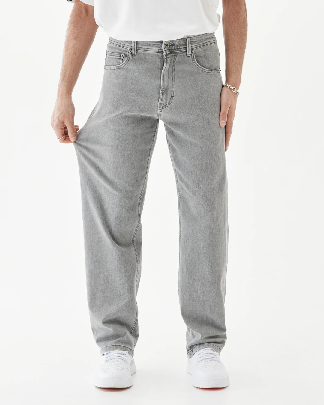 Calças de ganga clássicas de corte reto para homem