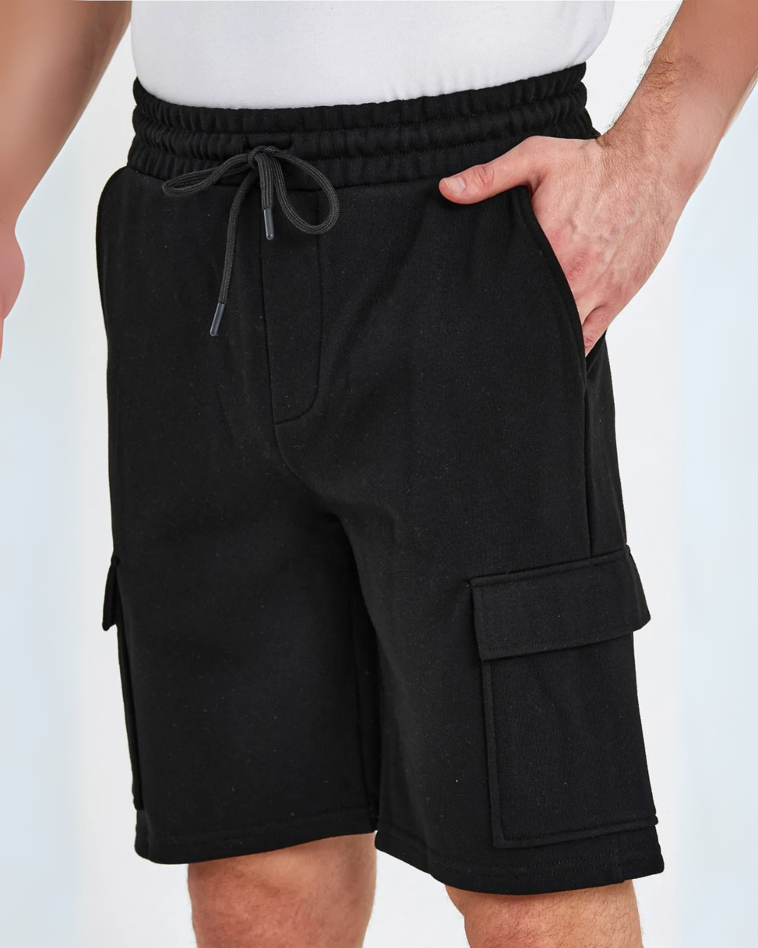 Bermudas elásticas com bolsos