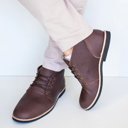 Botas de Couro Castanho com Sola Antiderrapante para Homem