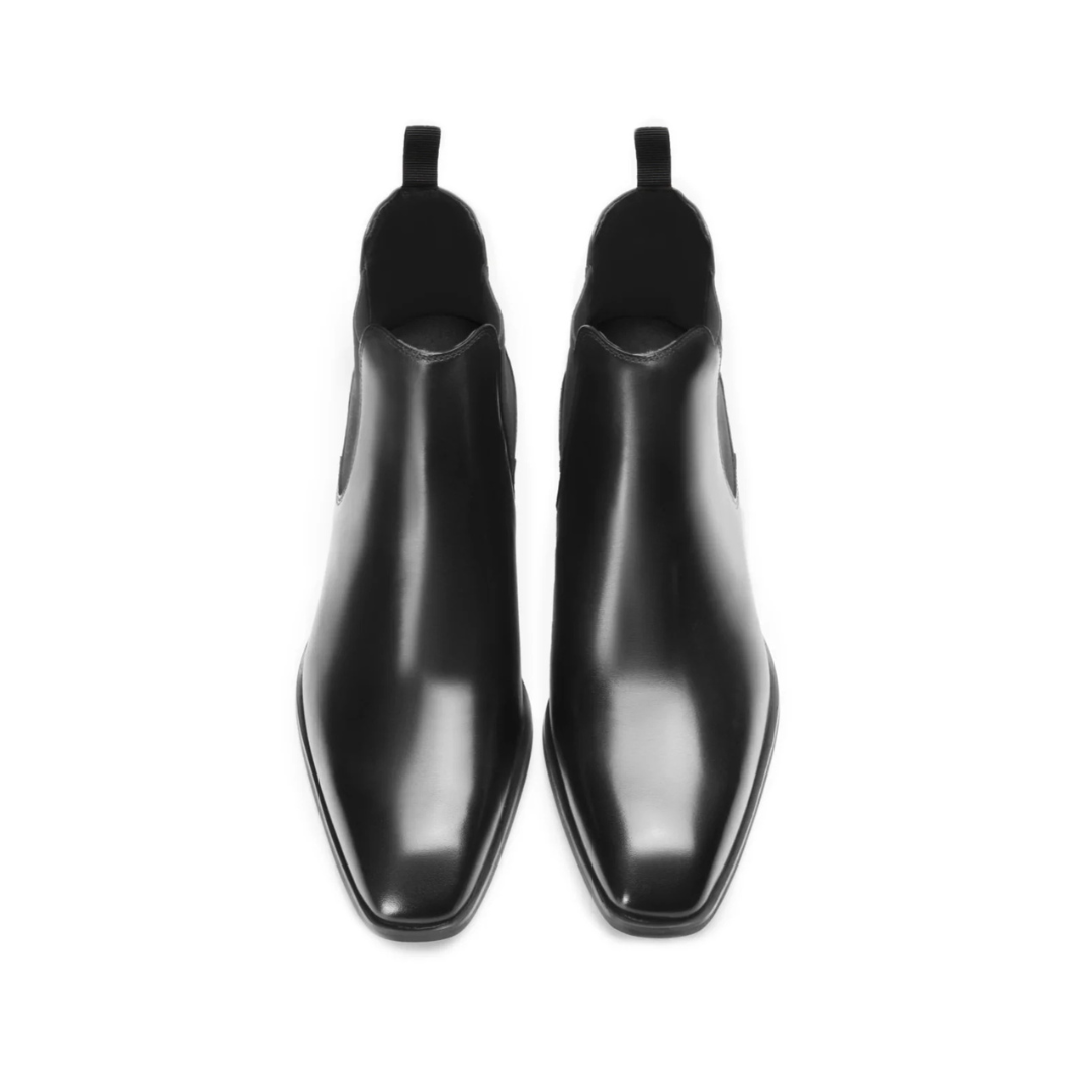 Botas com salto alto para homem