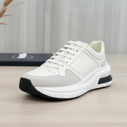 Sapatilhas Urbanas de Design Minimalista e Luxo Discreto